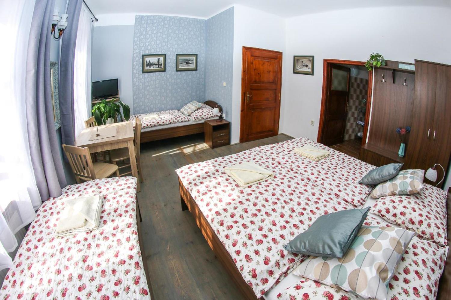 Mini Hotel Abraka & Apartments Český Krumlov 外观 照片