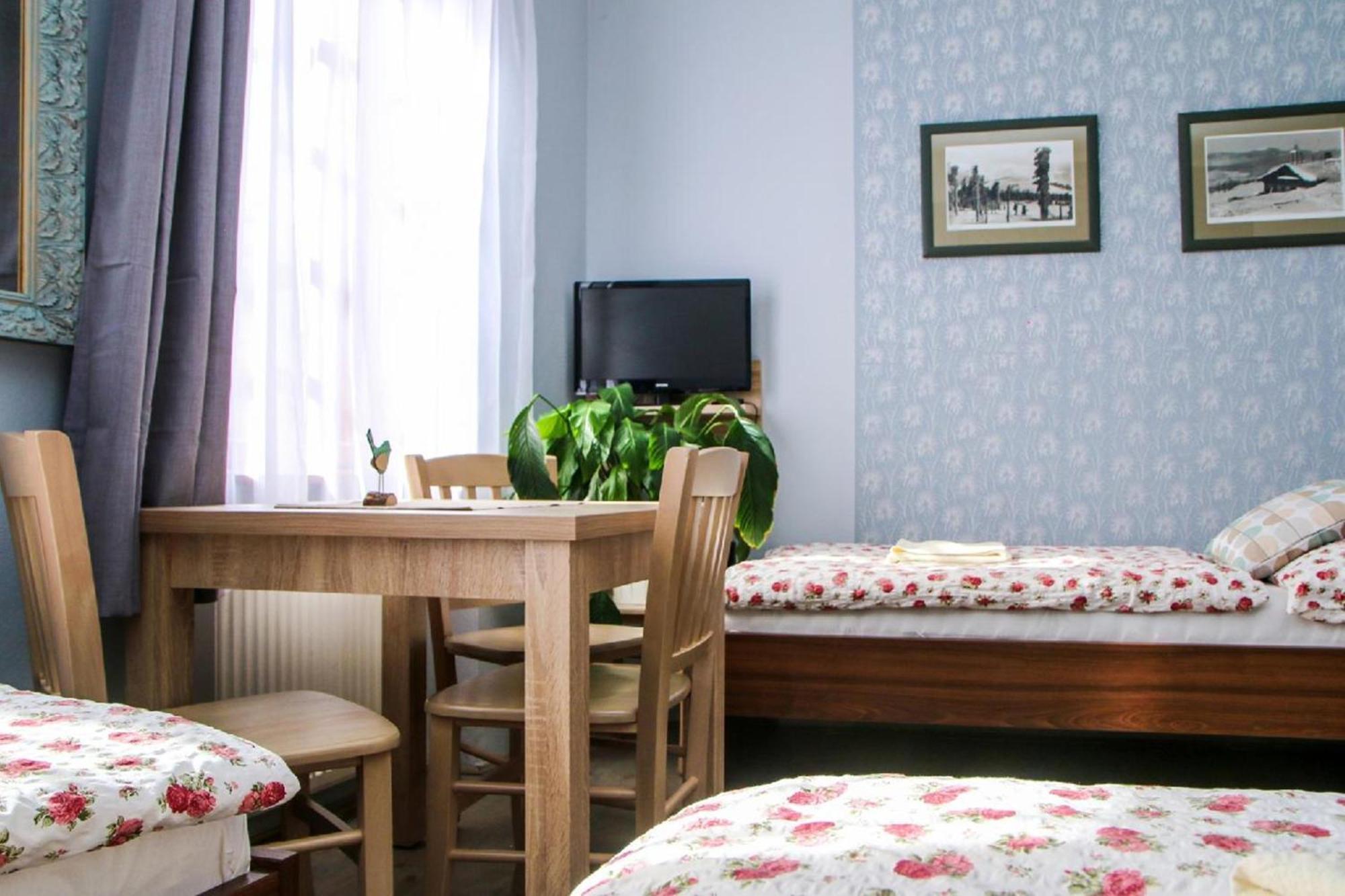 Mini Hotel Abraka & Apartments Český Krumlov 外观 照片